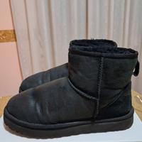 UGG W Classic Mini