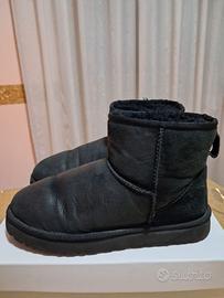 UGG W Classic Mini