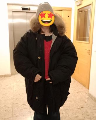 Piumino con cappuccio in pelliccia vera