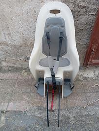 seggiolino per bici adatto a bambino Decathlon 