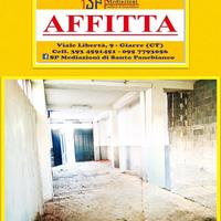 Magazzino versatile su strada