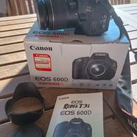 Canon 600d con obiettivo 18-55mm