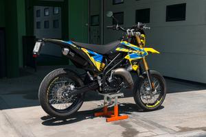VALENTI S01 50 (75) - 2024
