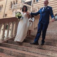 Abito da sposa semplice e raffinato 