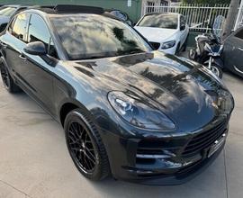 Porsche Macan 2.0 245cv