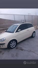 Lancia y multijet 75 cv.