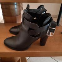 scarpe nere via maestra 