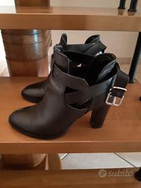 scarpe nere via maestra 