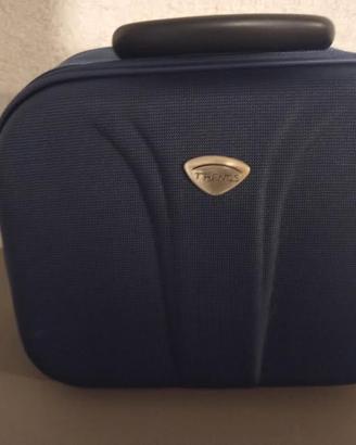 BEAUTY CASE.