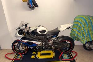 BMW S1000RR