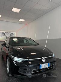 Volkswagen Golf Variant 2.0 TDI 150 CV DSG SCR Edi
