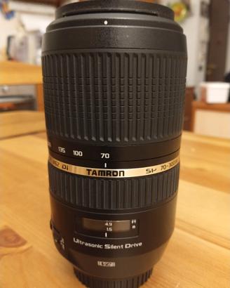 Tamron SP 70 300 mm f/4- 5,6 per canon