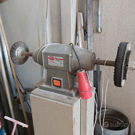 SMERIGLIATRICE TRIFASE