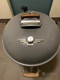Barbecue Weber Kettle ed 70° ann. + Spazzola