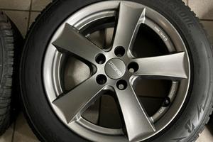 4 Cerchi raggio 15 e gomme invernali 185/60