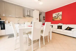 2 LOCALI A MONTALTO UFFUGO