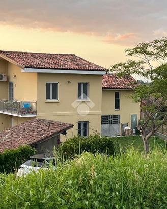 CASA INDIPENDENTE A CAVA MANARA