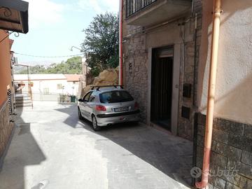 Casa situata in due piani di circa 70 metri quadri