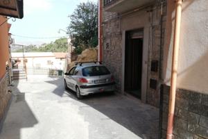 Casa situata in due piani di circa 70 metri quadri