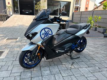 Yamaha TMAX 530 solo 20.000 KM - SCARICO AKRAPOVIC