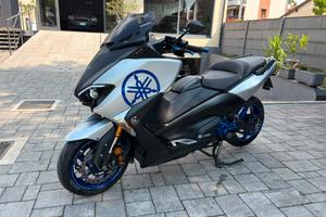Yamaha TMAX 530 solo 20.000 KM - SCARICO AKRAPOVIC