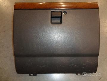 CASSETTO OGGETTI PER ISUZU TROOPER ANNO 2000