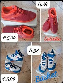 Due paia di scarpe calcio e basket 