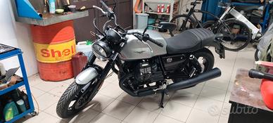 moto Guzzi v7 stone 850