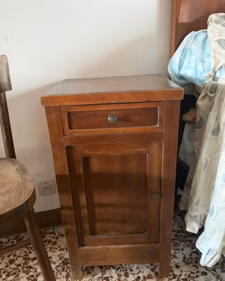 comodino 