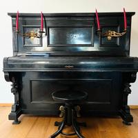 Pianoforte verticale usato Hartmann Berlin
