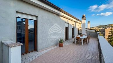 Ampio appartamento con terrazzo e garage