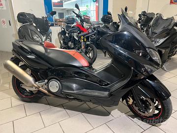 Yamaha T Max - 2006