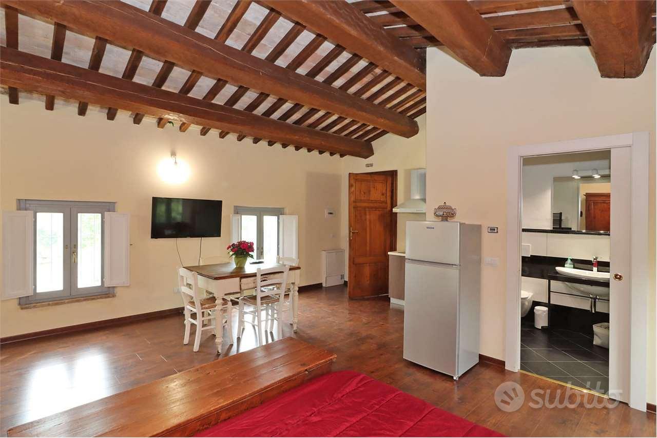 SPLENDIDO CASALE CON GIARDINO ESCLUSIVO - Altro
