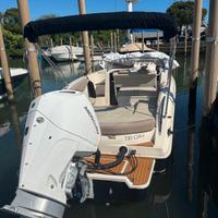 Eolo 730 con Mercury Bianco 200cv