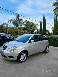 Lancia Ypsilon 1.4 Platino Ecochic GPL