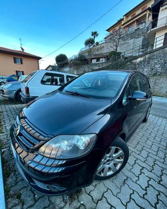 GOLF PLUS 1.6.  95324 KM