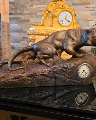 Antico orologio da tavolo