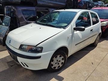Ricambi FIAT PUNTO 2 1242cc 8V del 2002