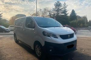 PEUGEOT EXPERT PREMIUM  1.6 Diesel  - EURO 6B.