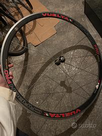 Ruota anteriore carbonio vuleta carbon pro