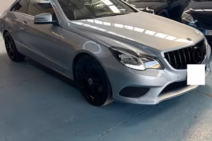 Mercedes-benz E 220 CDI Coupé Premium
