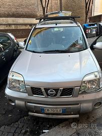 Nissan X trail 2.2 dCi
