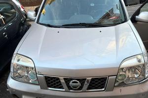 Nissan X trail 2.2 dCi