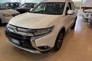 Mitsubishi Outlander 2.2 DI-D 4WD Instyle Plus SDA