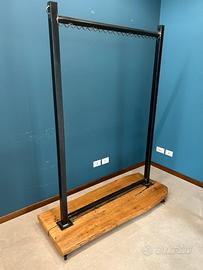 RELLA APPENDIABITI SU RUOTE IN LARICE E FERRO