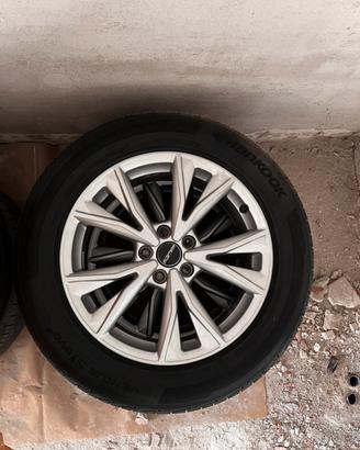 Cerchi in lega Audi originali da 18 “
