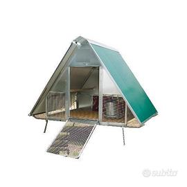 Pollaio Coibentato In Ferro Per 16 Galline Ovaiole