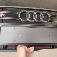 Griglia anteriore audi A3 8v s3
