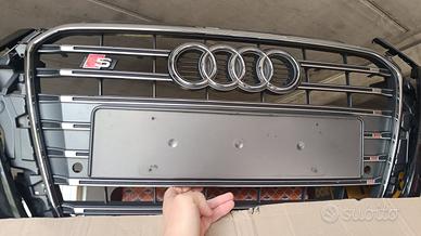 Griglia anteriore audi A3 8v s3