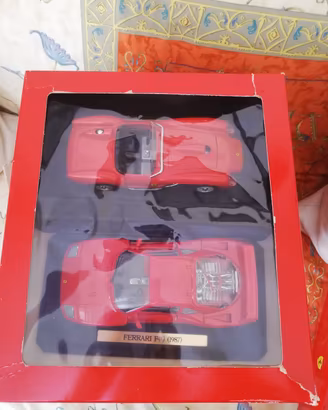 Coppia Ferrari 1/18 - 250 Testa Rossa + F40